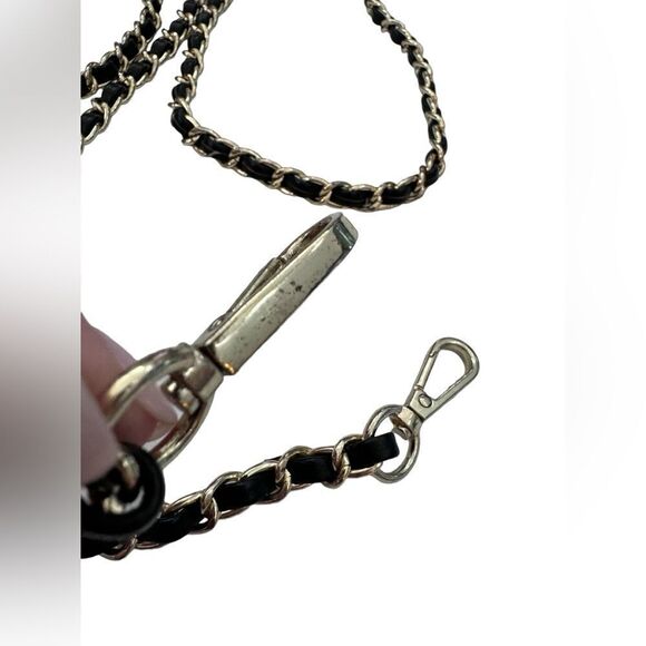 Unbranded gold/faux leather strap - Picture 2 of 2